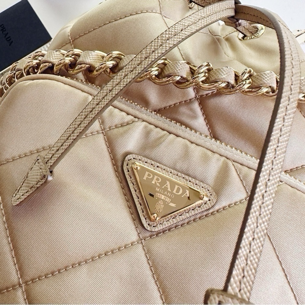 NEW Prada Women’s Re-Edition 1995 Chaîne Re-Nylon Bag Desert Beige Quilted - Picture 9 of 15